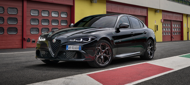 Giulia Quadrifoglio Series 5